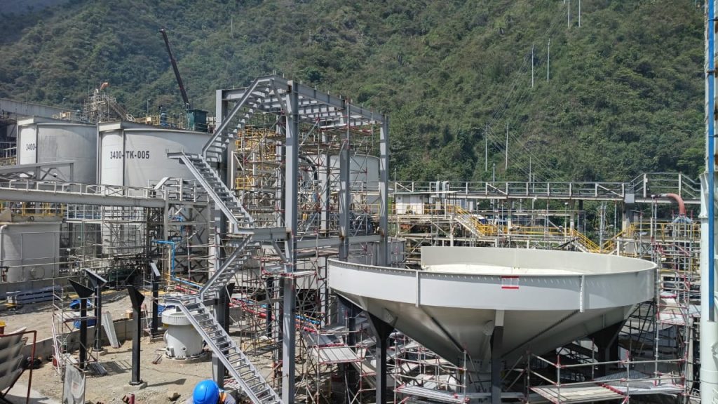 Montaje metalmecanico en proyecto minero en Colombia 1 1024x576